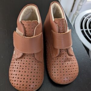 Emel New Never Worn Brown Kids Shoes with Velcro Strap Hand Made Toddler 23